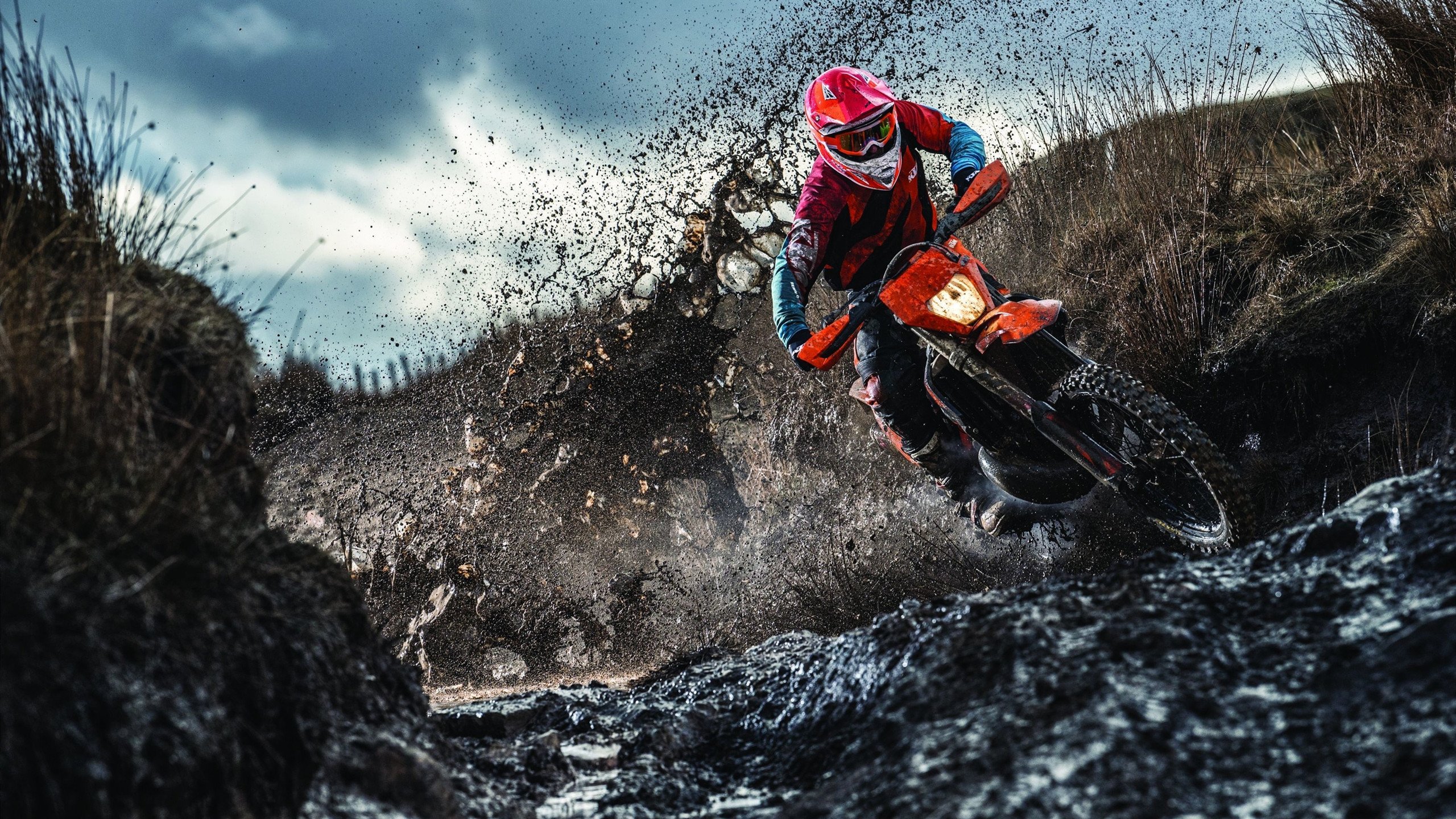 开云体育登陆入口-青少年篮球运动在偏远地区普及，乡村体育振兴新动能，青少年篮球教育行业分析